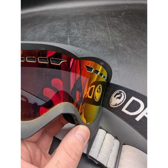 Dragon Dxs Alternative Fit Lumalens Red Ion Snow Goggles Mask - Picture 6 of 7